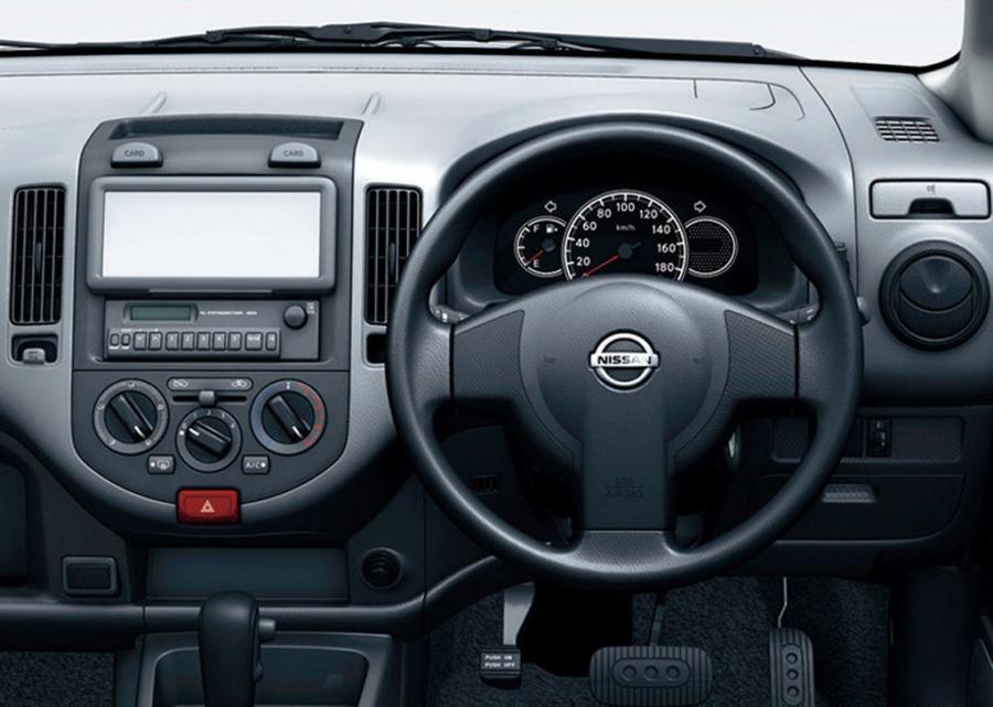  Nissan AD Van 2006 года  (фото 2 из 3)